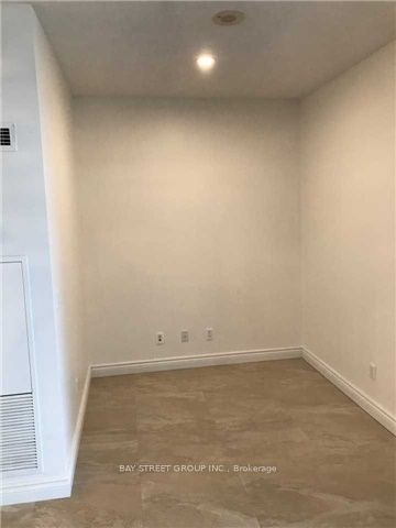 2885 Bayview Avenue #813