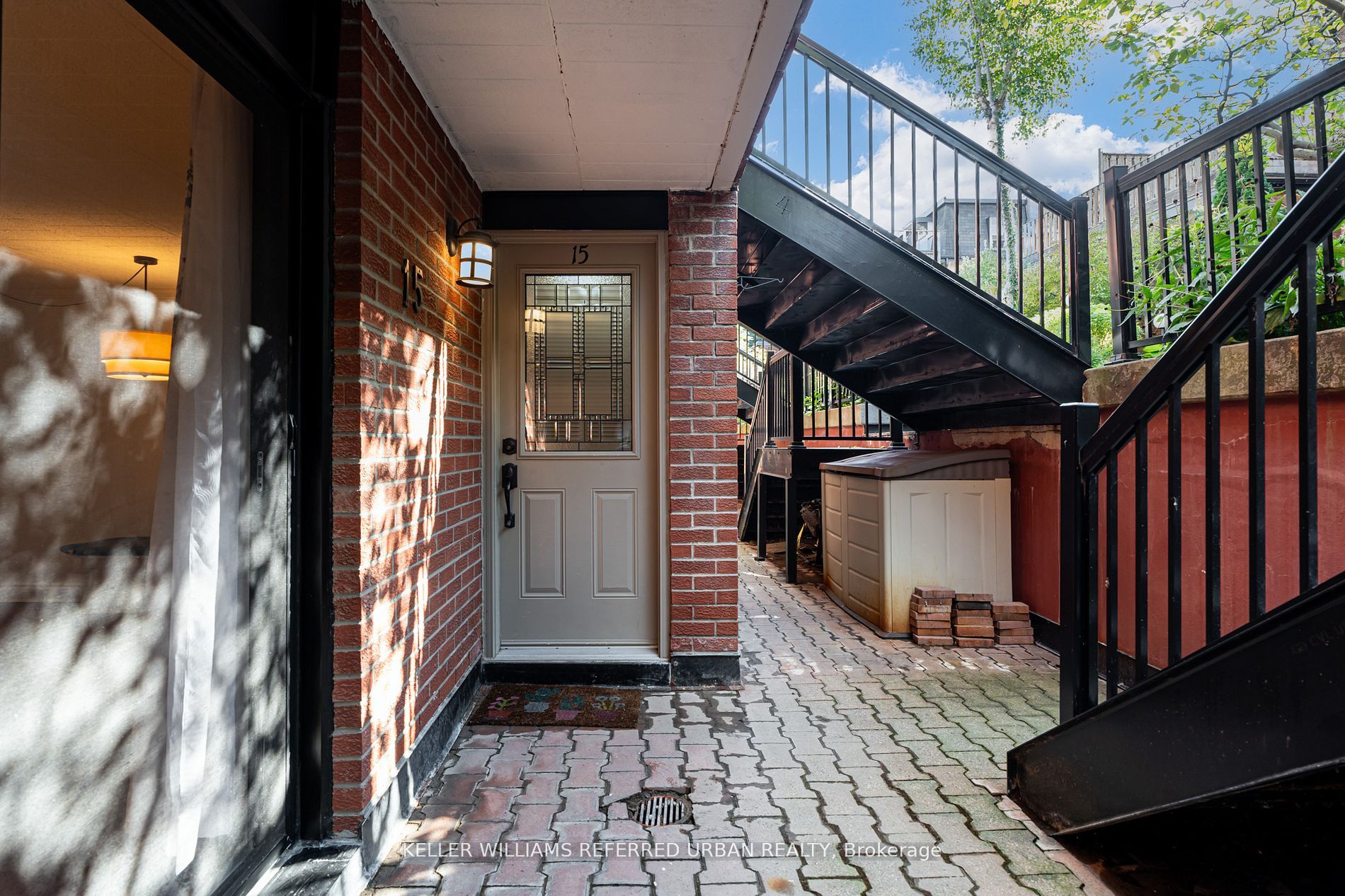 17 Pembroke Street #15