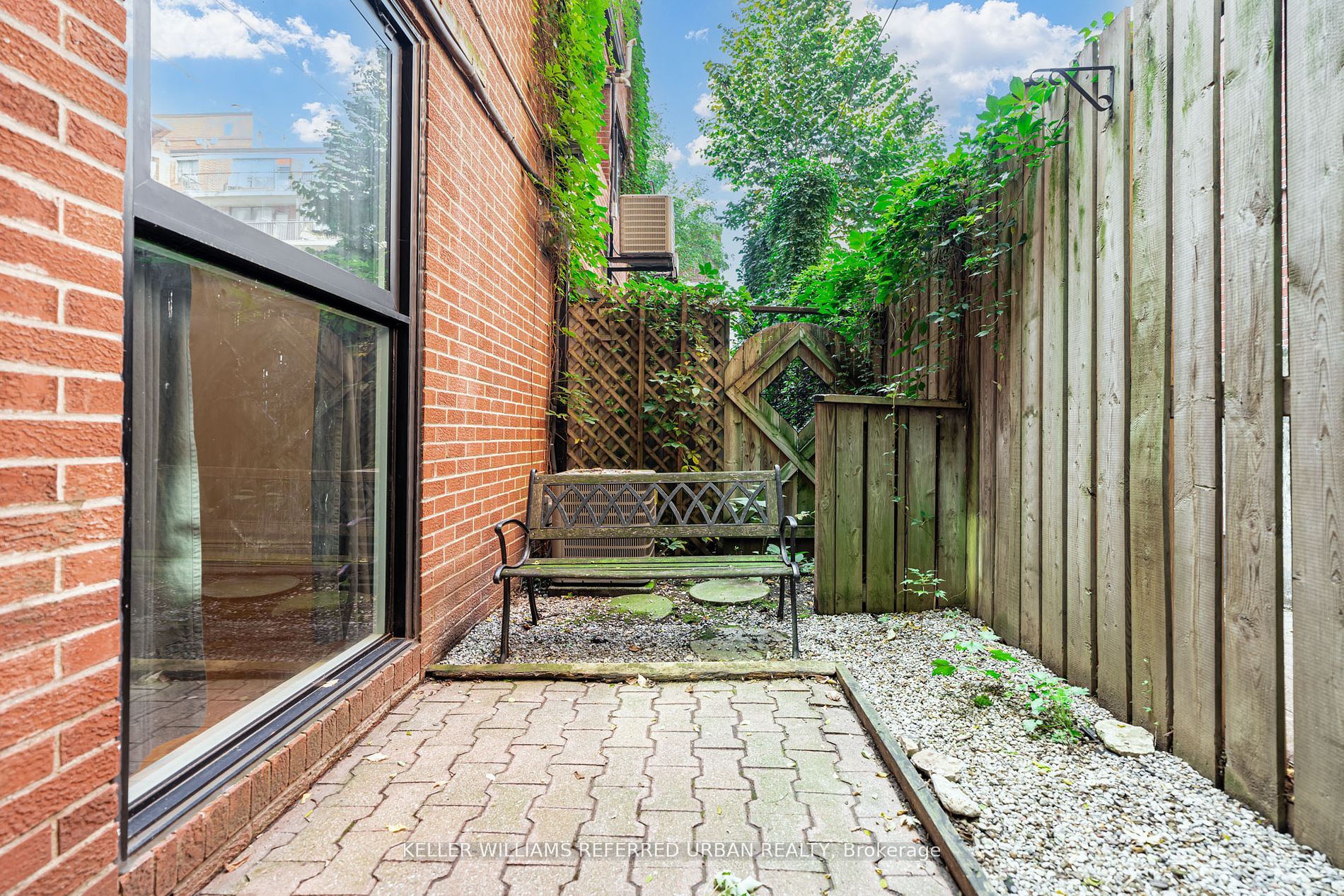 17 Pembroke Street #15