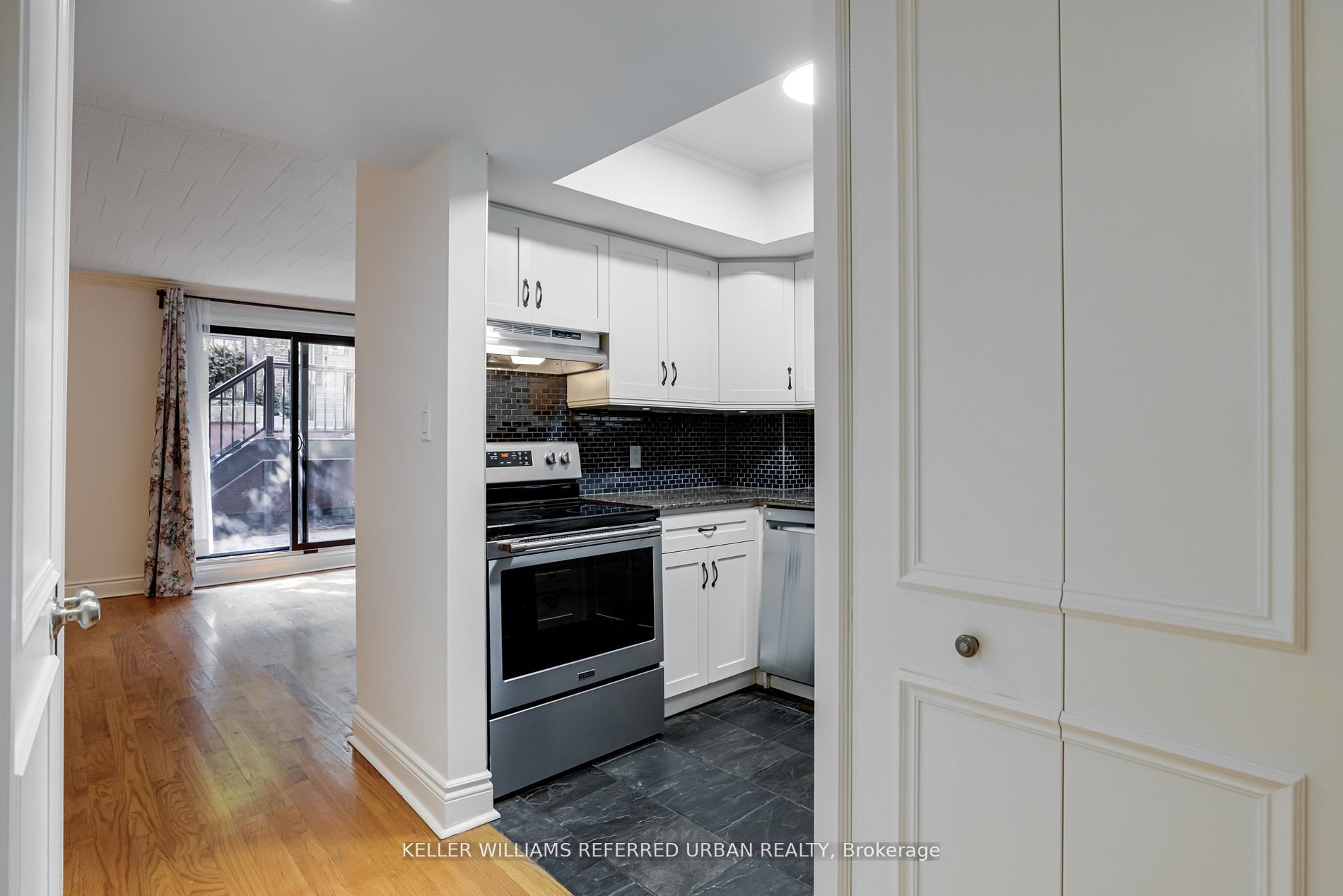 17 Pembroke Street #15