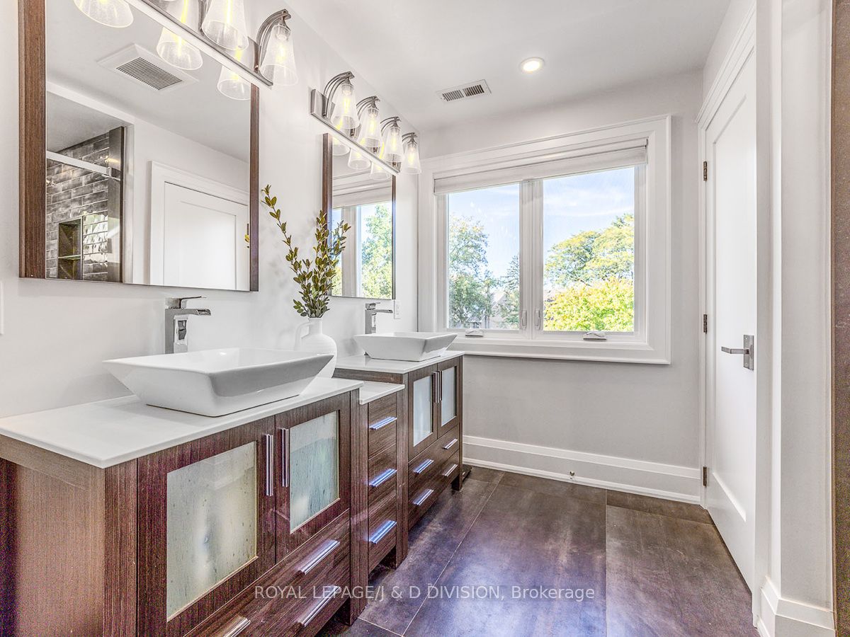 30 Broadleaf Road