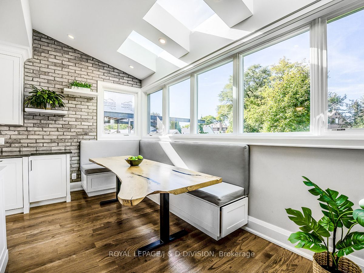 30 Broadleaf Road