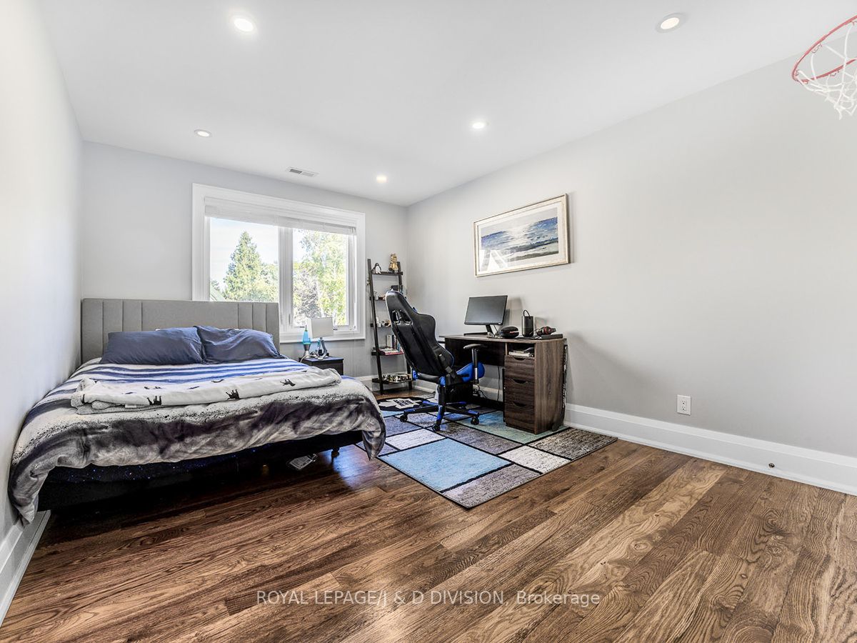30 Broadleaf Road