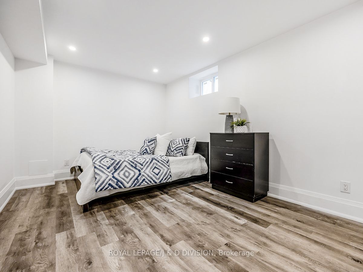 30 Broadleaf Road