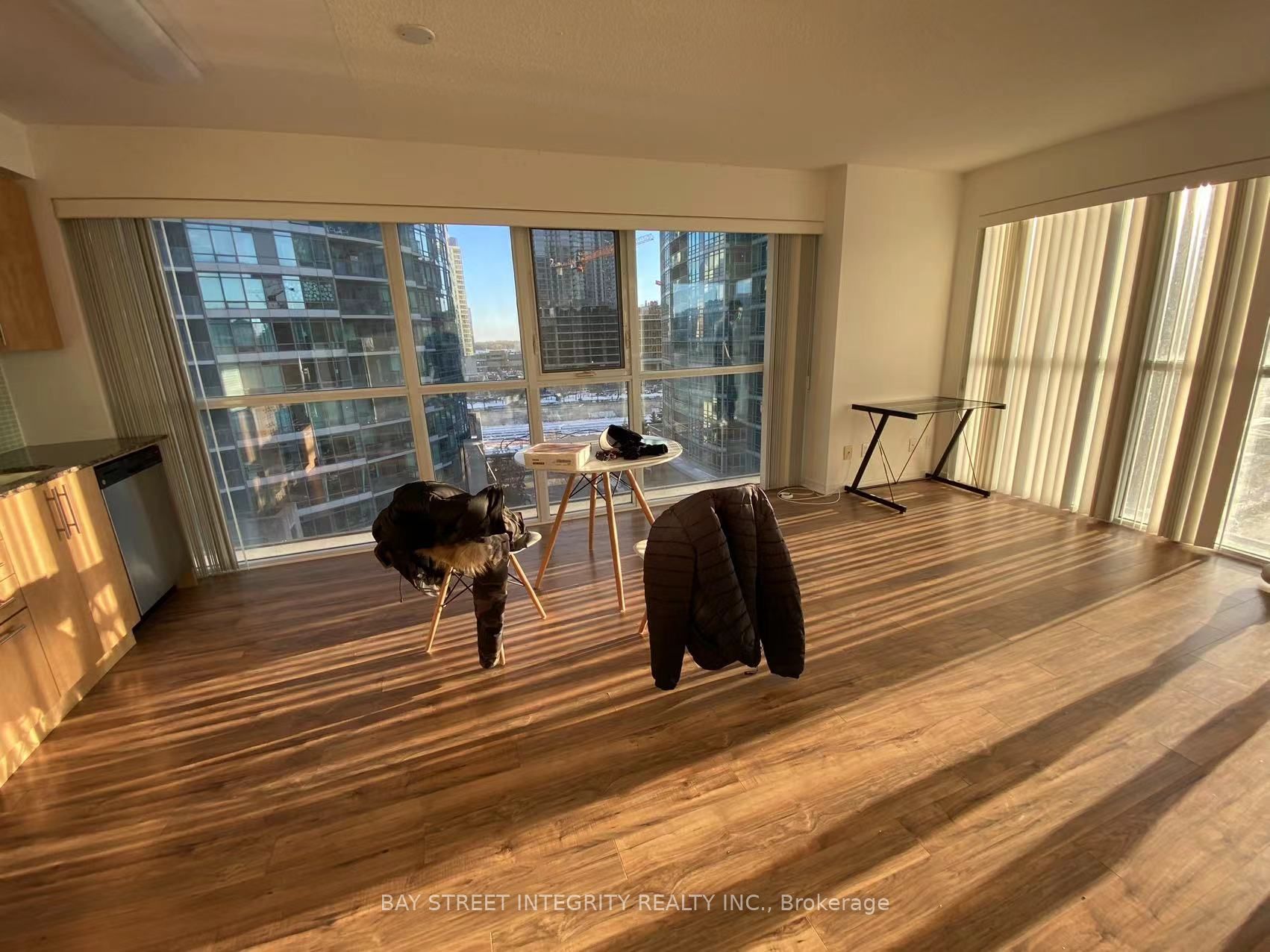 352 Front Street W #608