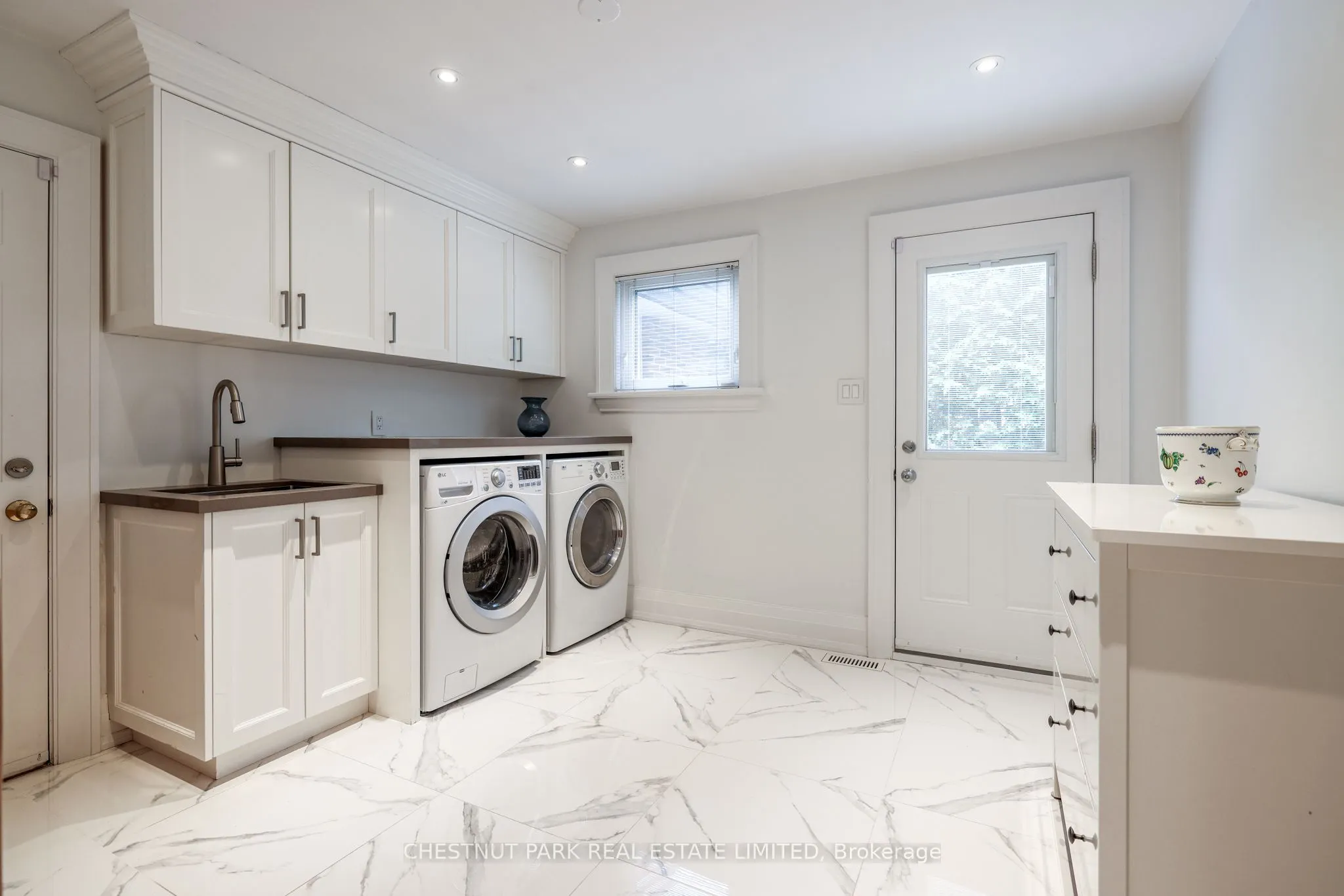 16 Sagewood Drive