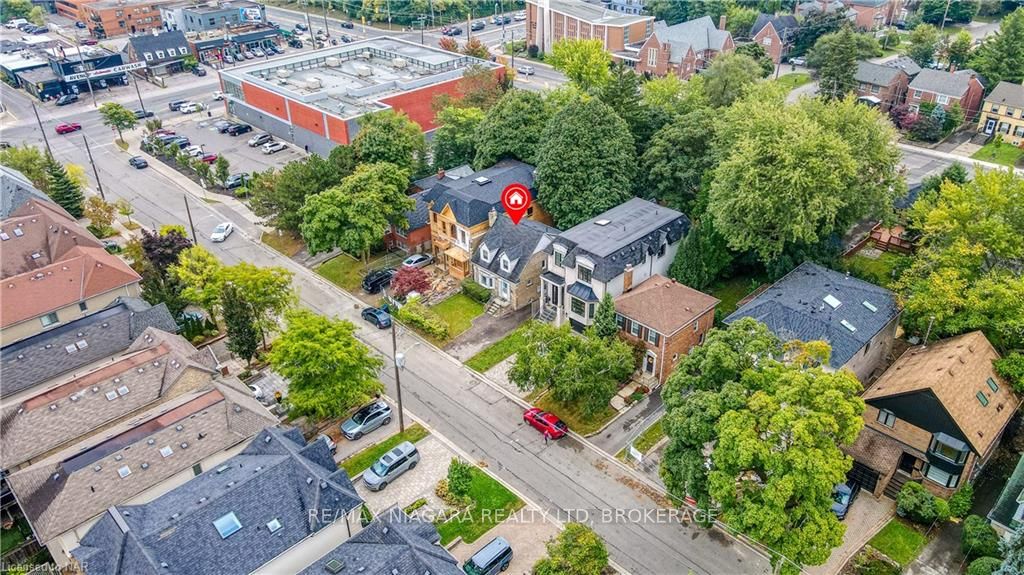333 GLENGARRY Avenue