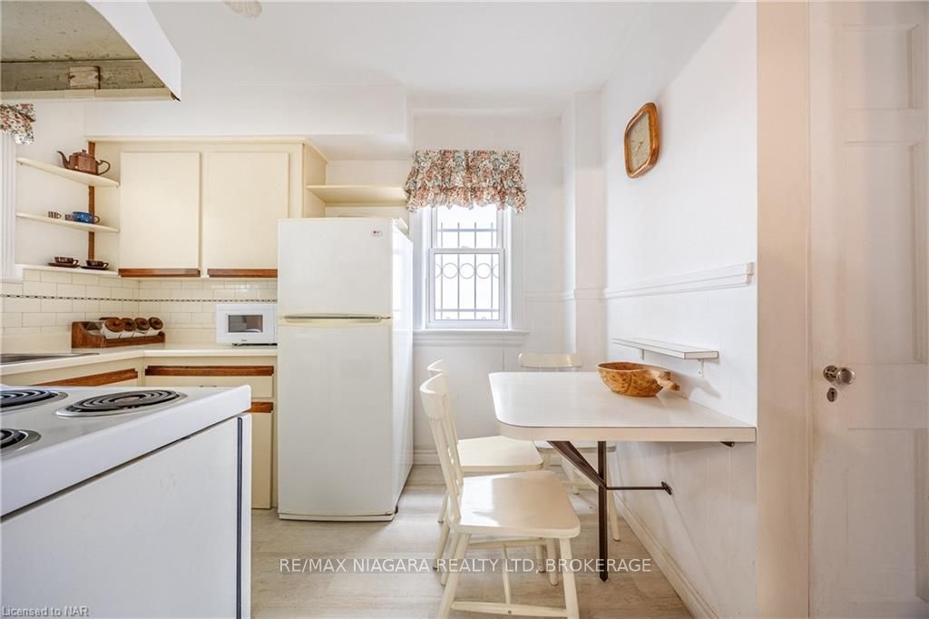 333 GLENGARRY Avenue