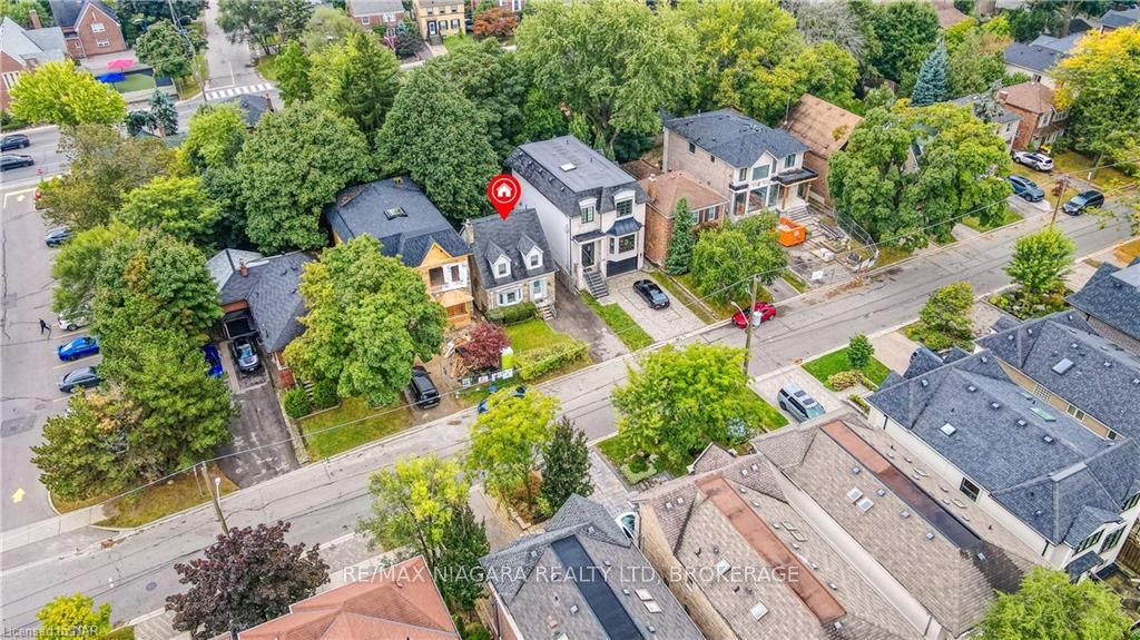 333 GLENGARRY Avenue
