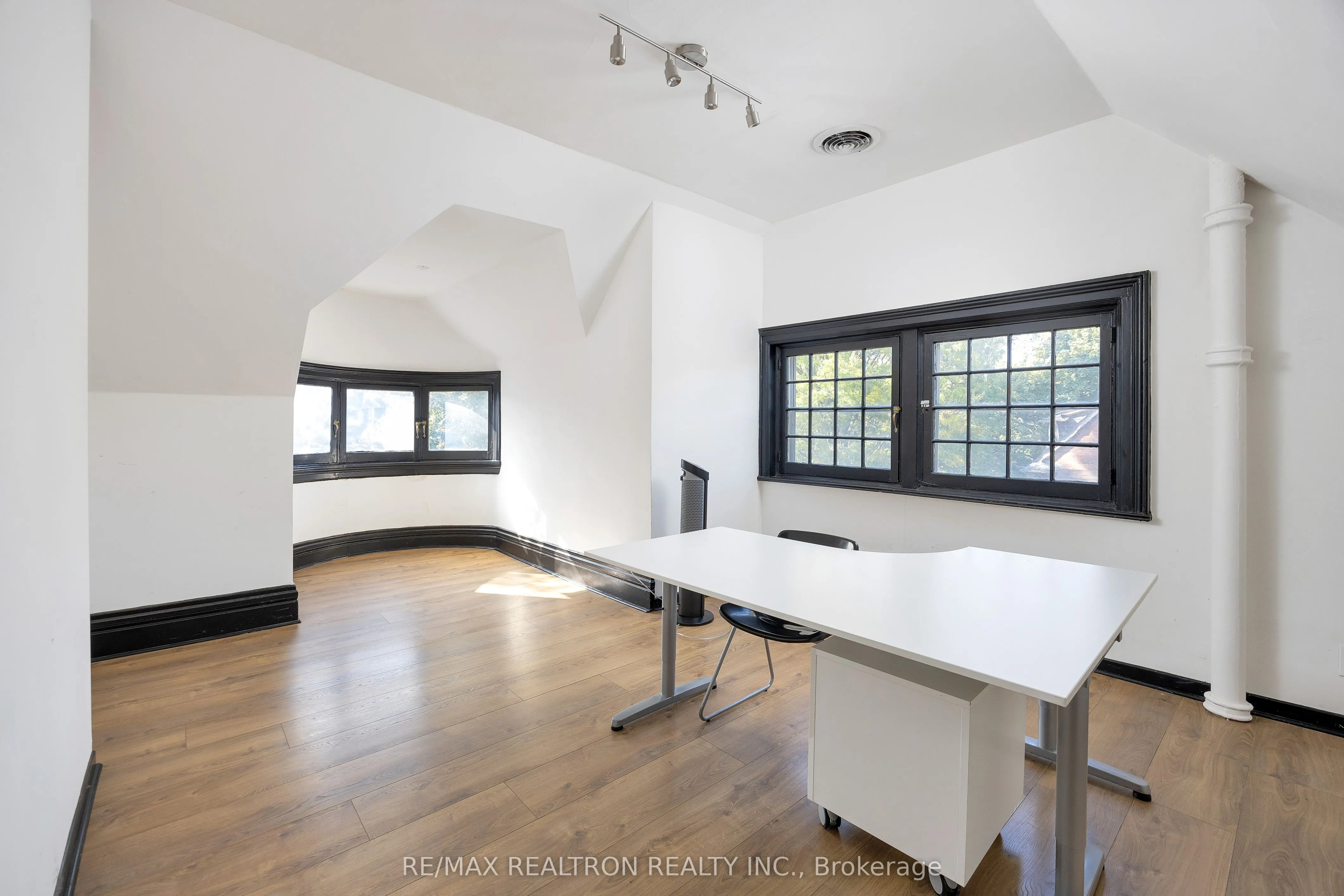 37 Madison Avenue