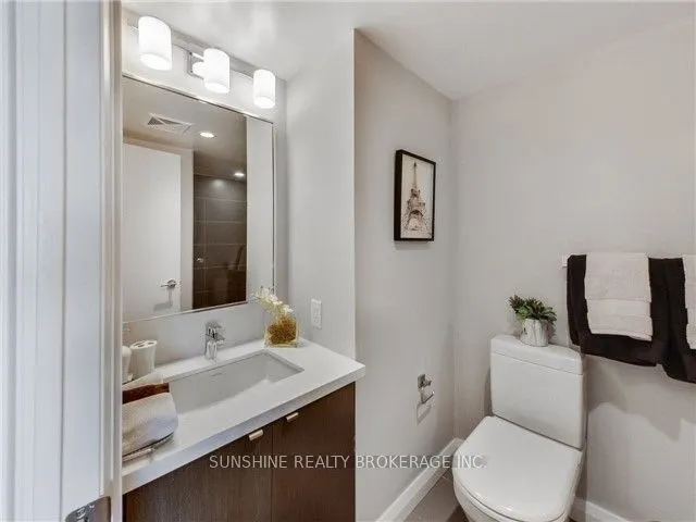 155 Yorkville Avenue, #1518
