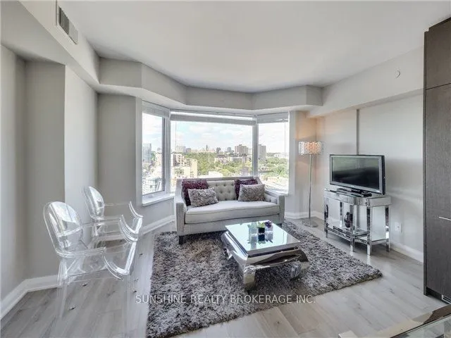 155 Yorkville Avenue, #1518