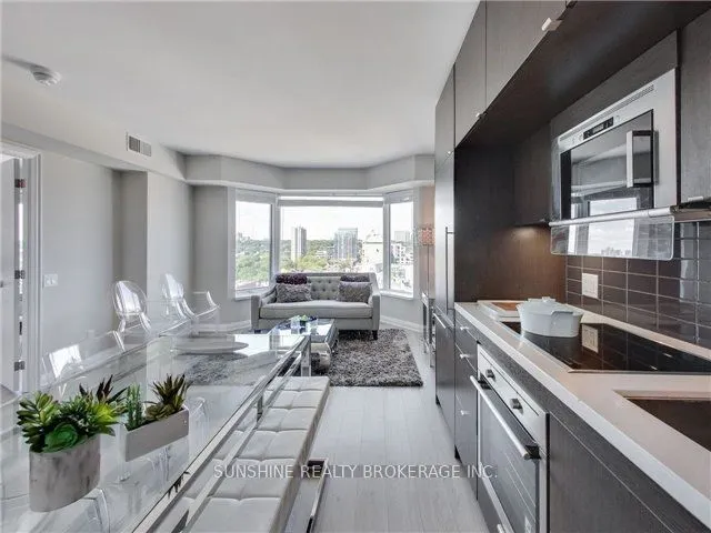 155 Yorkville Avenue, #1518