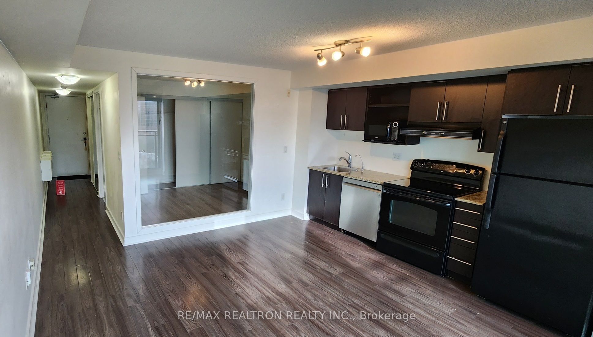 120 Dallimore Circle #417