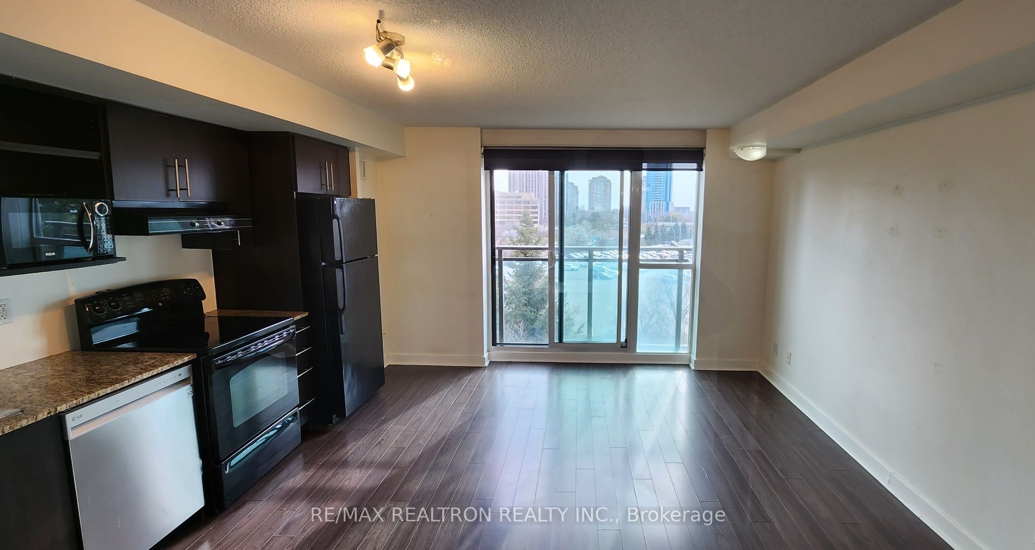 120 Dallimore Circle #417