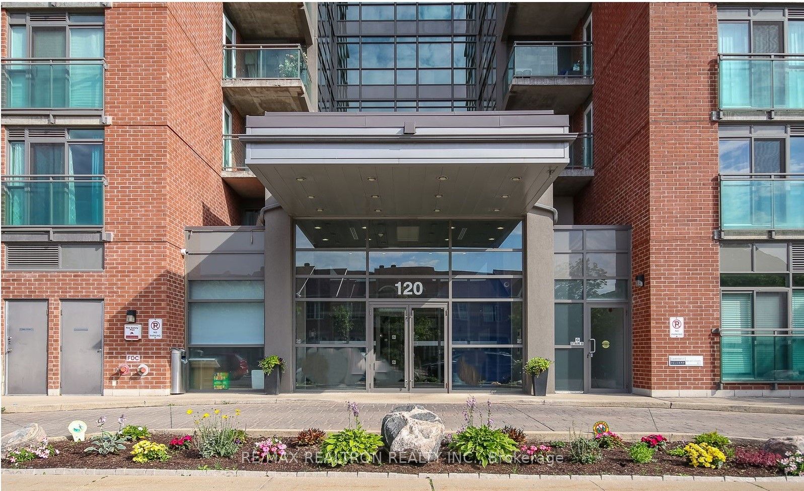 120 Dallimore Circle #417