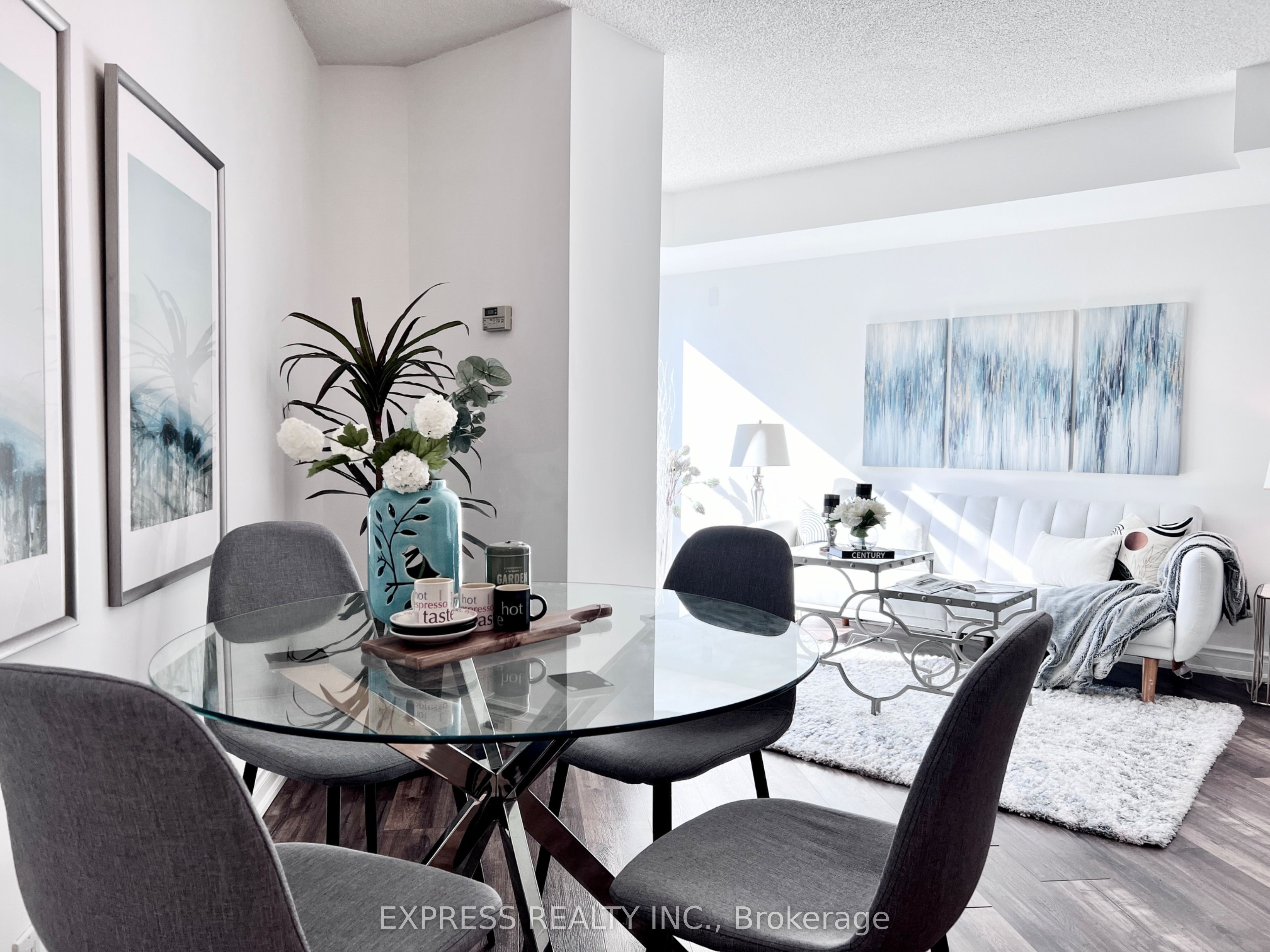 361 Front Street W #512