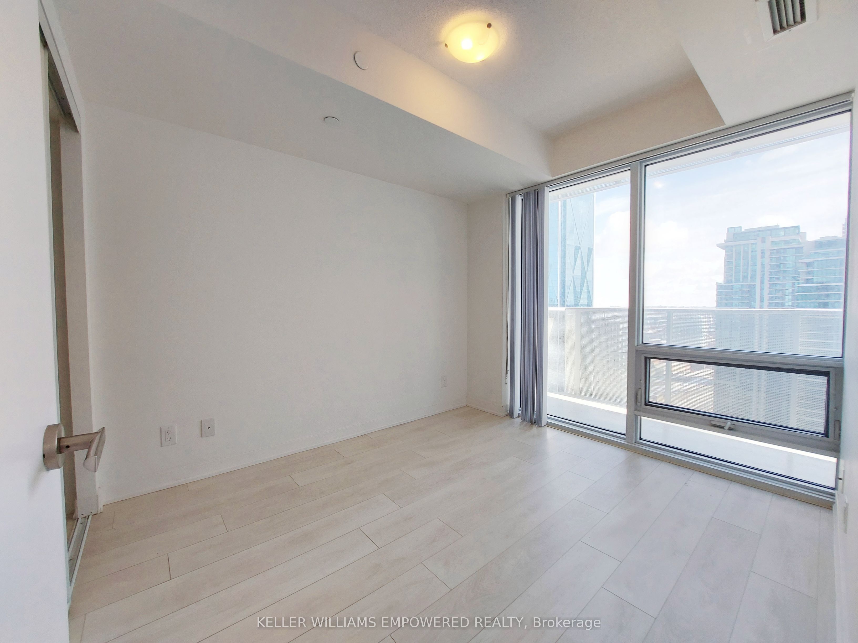 100 Harbour Street #4406