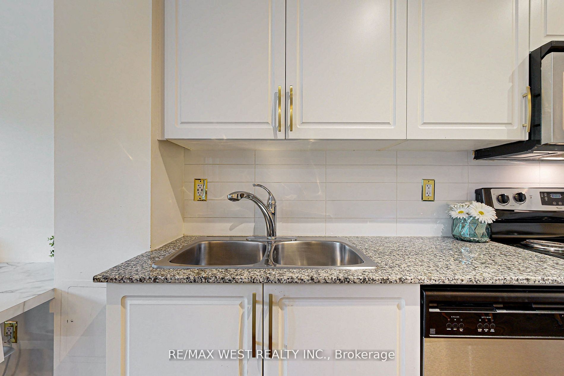 209 Fort York Boulevard #355