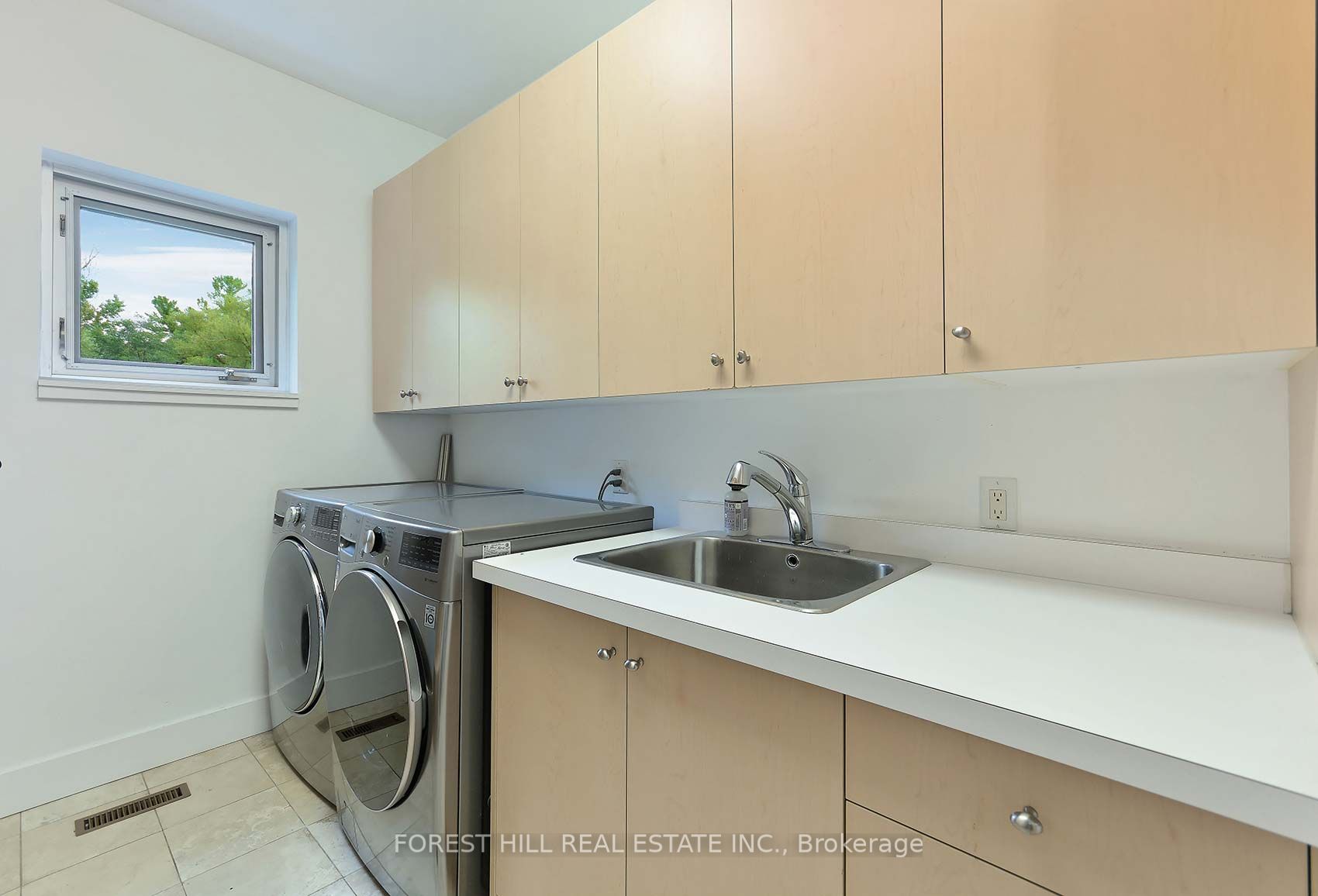 19 Alderbrook Drive