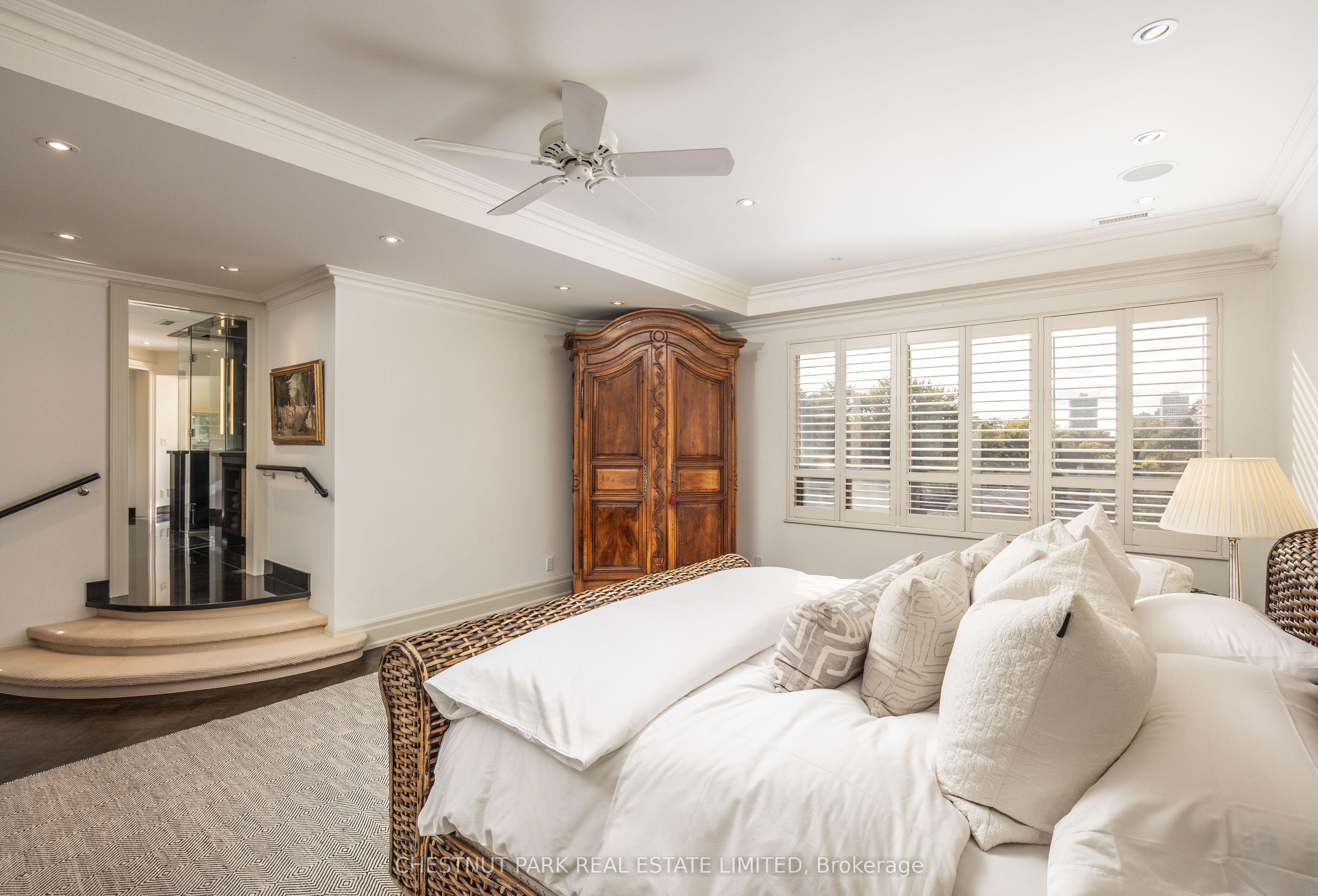 2 Lynwood Avenue, #PH1
