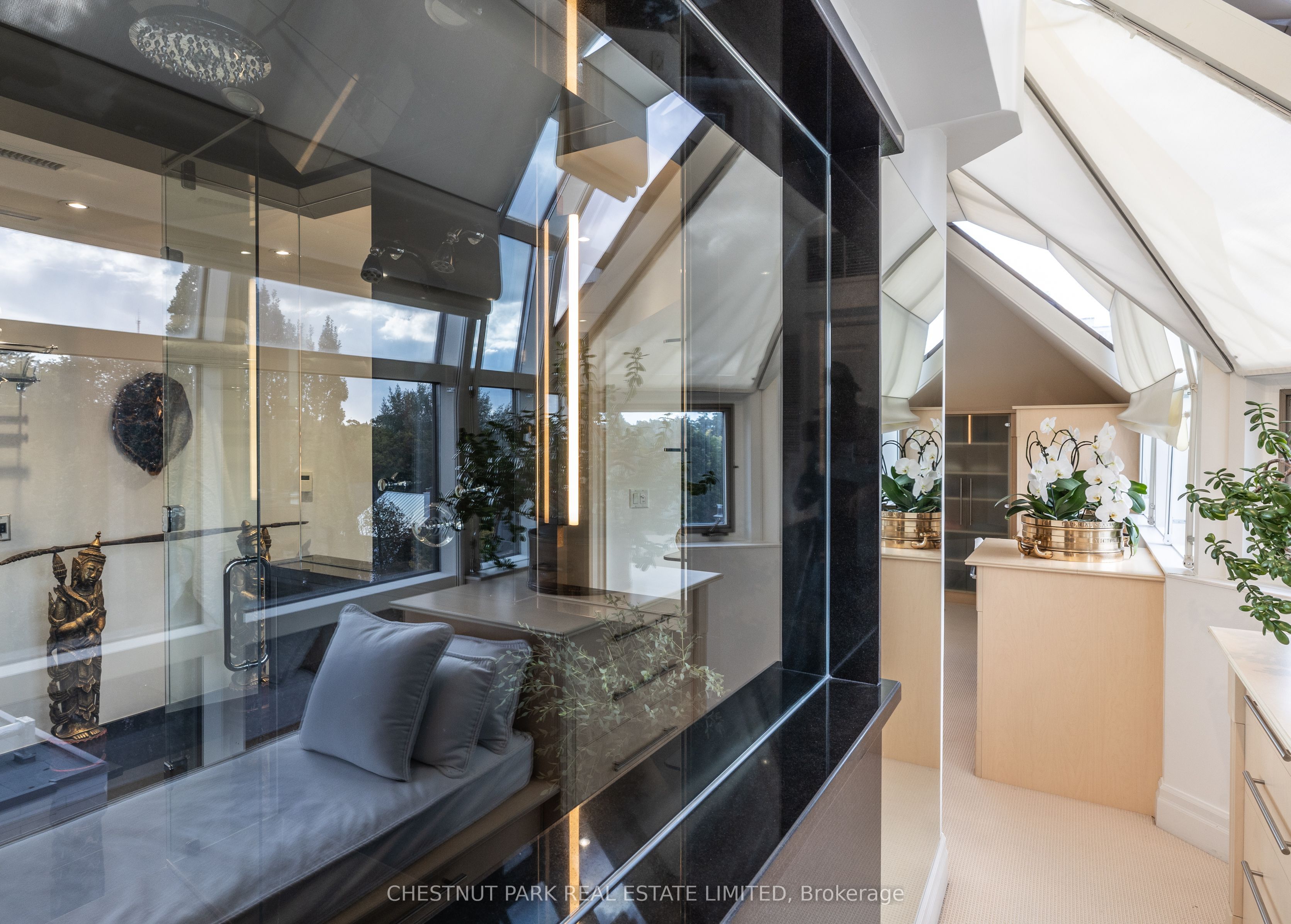 2 Lynwood Avenue, #PH1