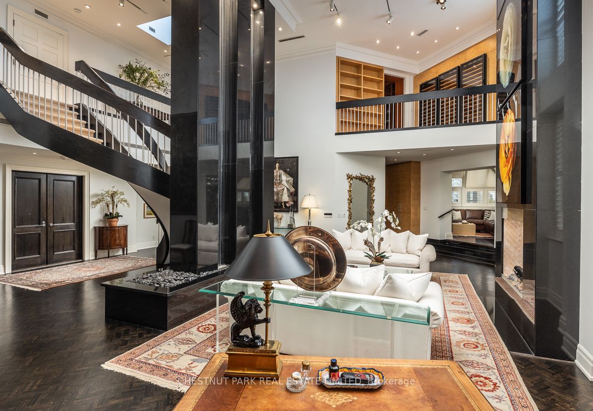 2 Lynwood Avenue, #PH1