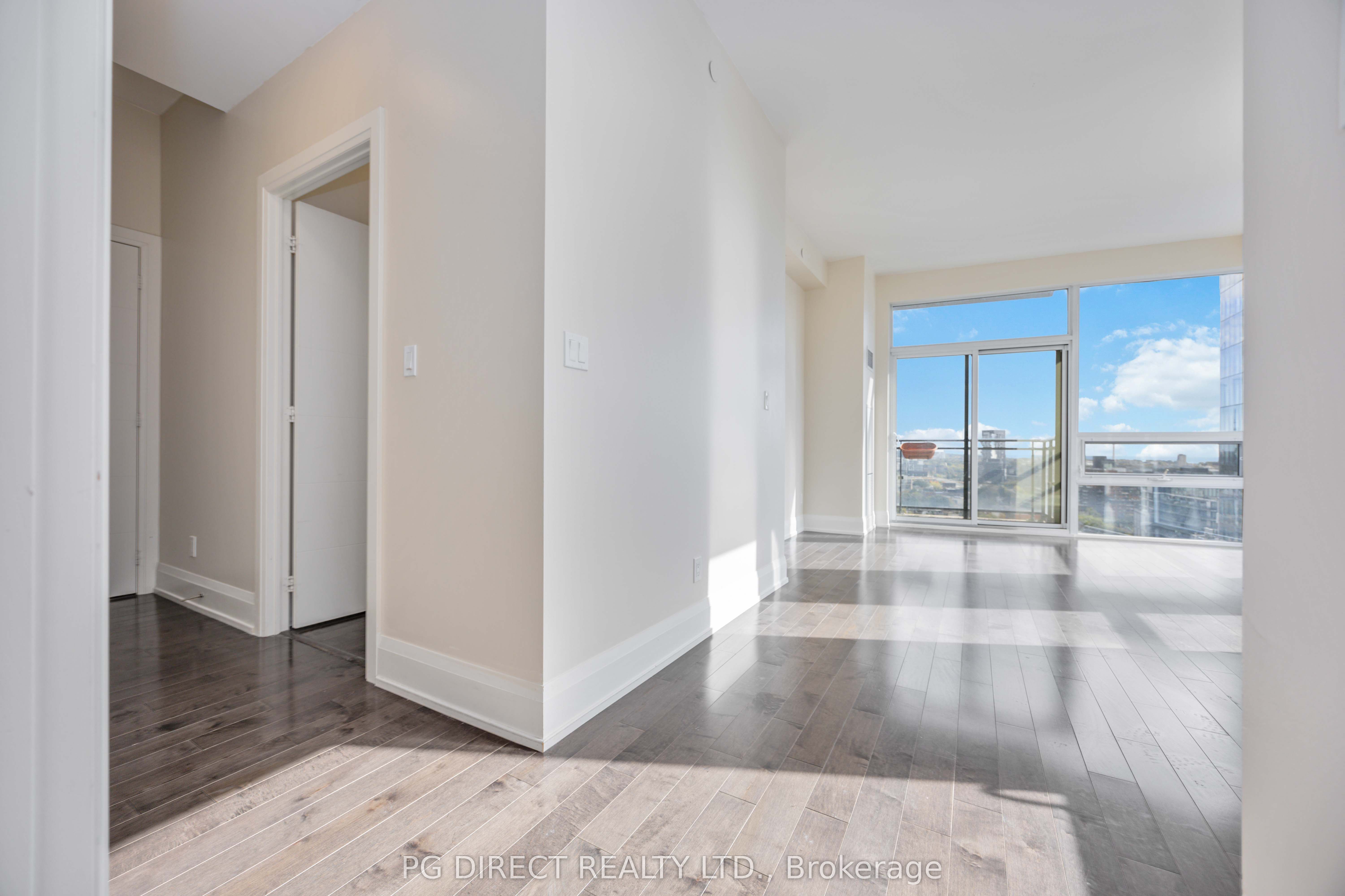 460 Adelaide Street E, #PH108