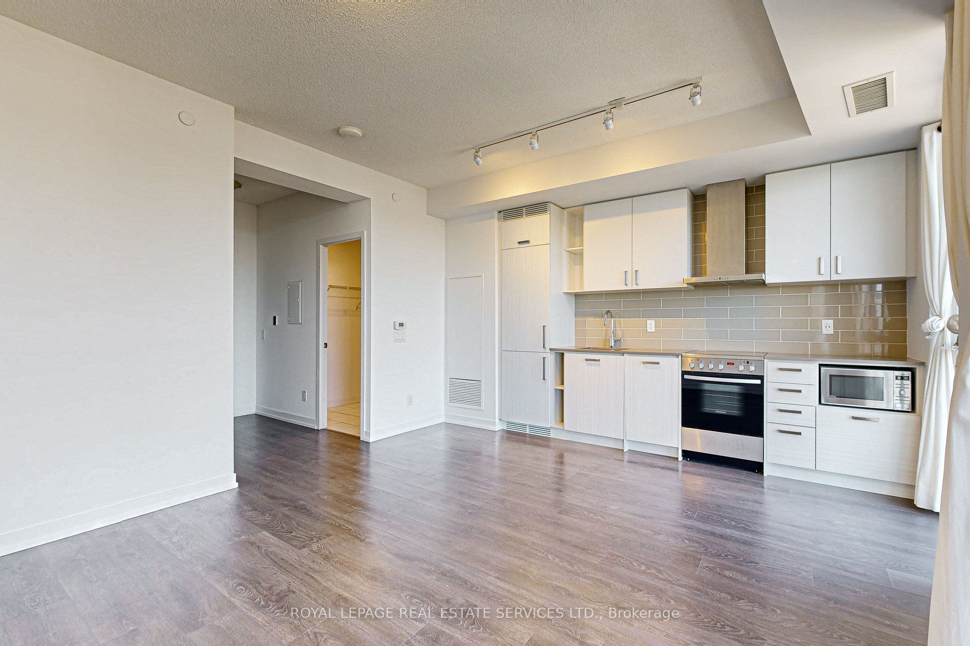 125 Redpath Avenue #1911