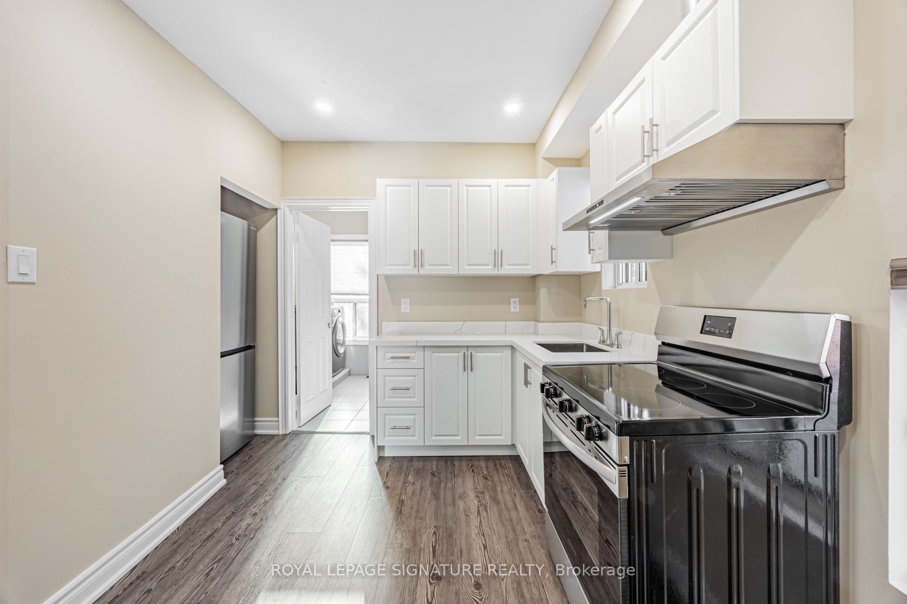 14 Howland Avenue #1
