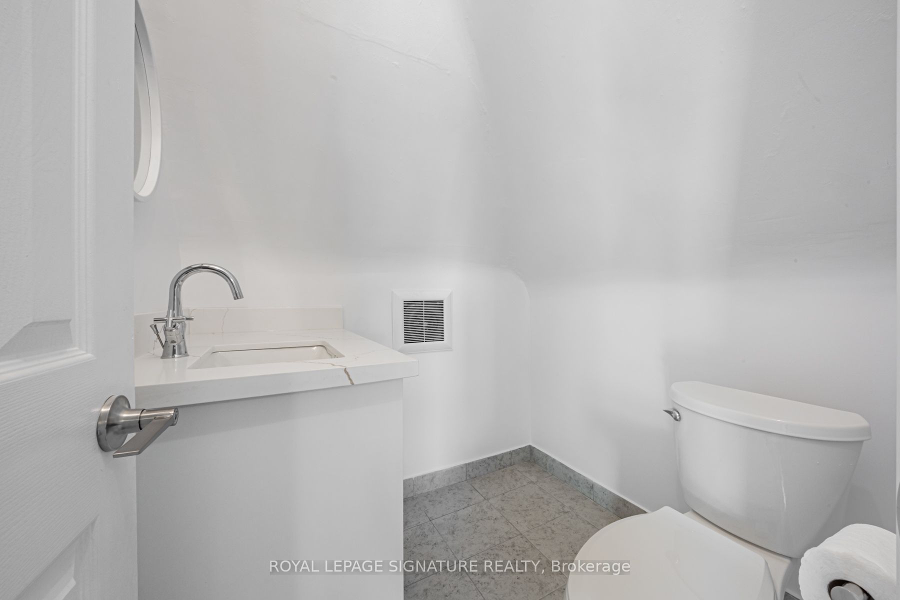 14 Howland Avenue #1