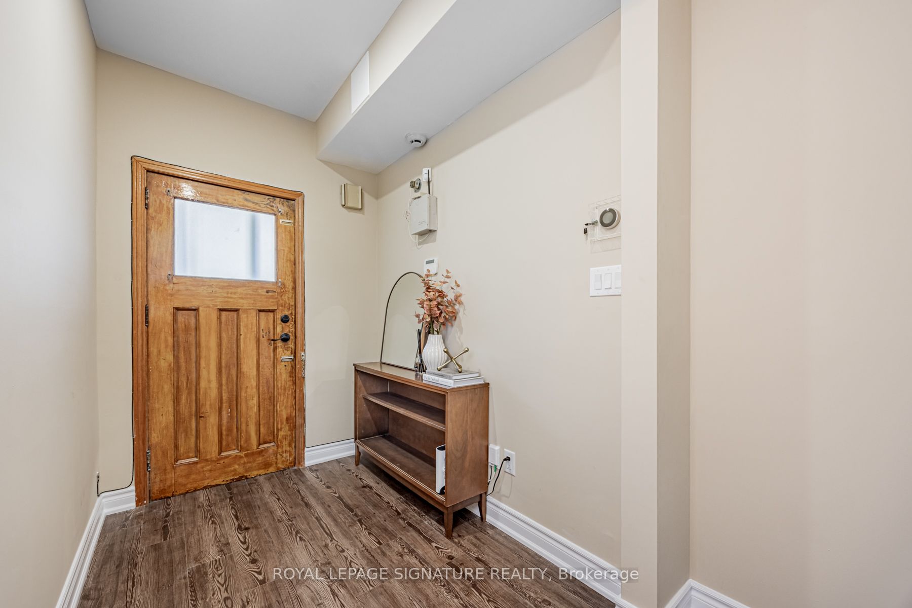 14 Howland Avenue #1