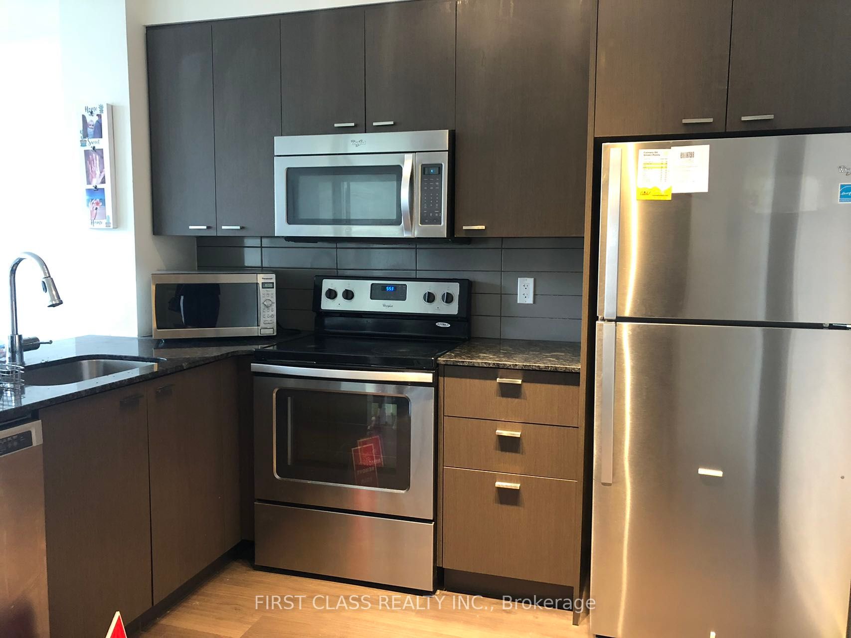 88 Sheppard Avenue E #1906