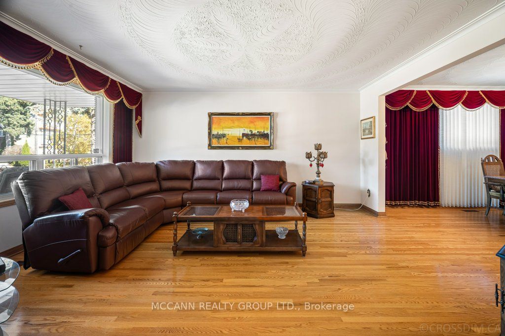 403 Melrose Avenue