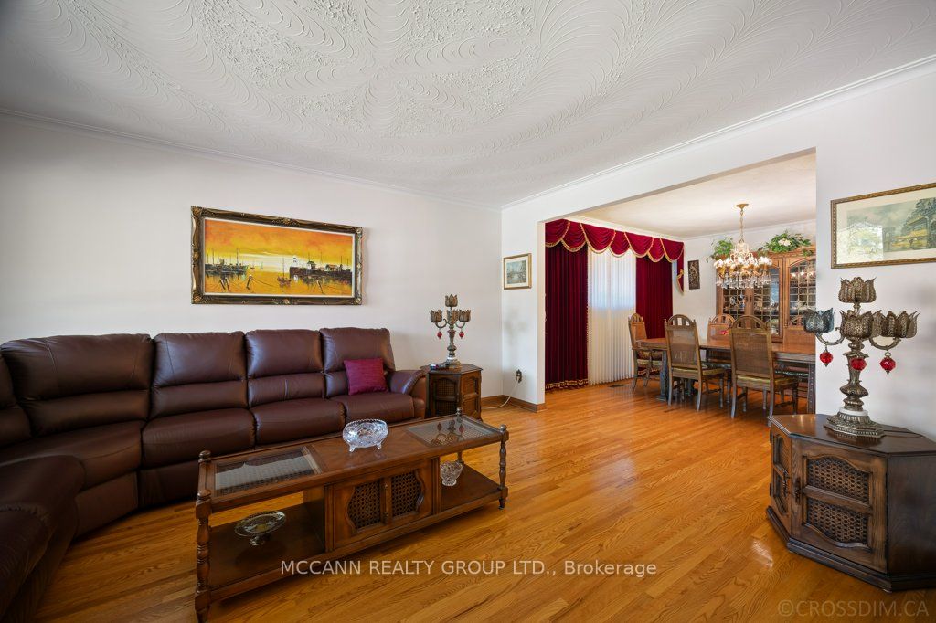 403 Melrose Avenue