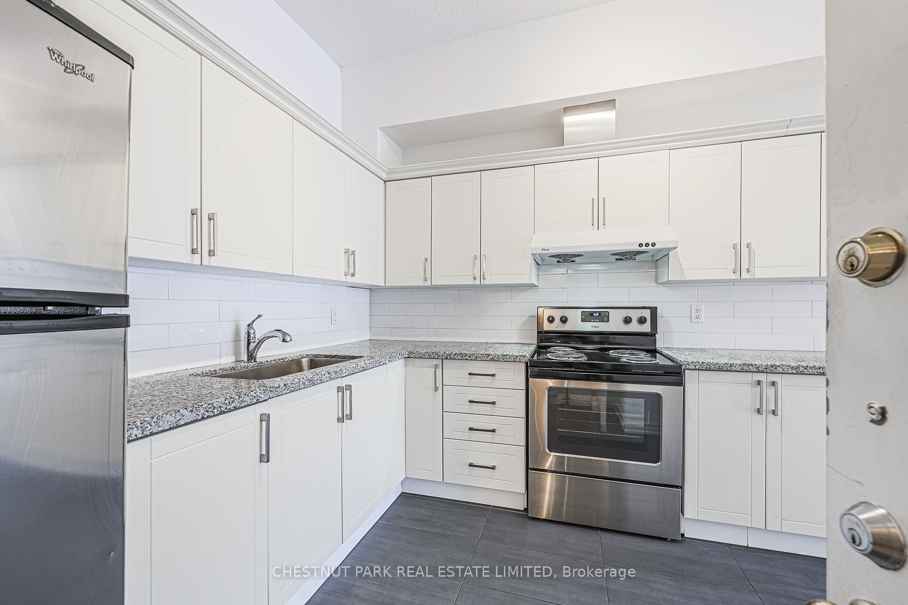 650A Queen Street W ##1