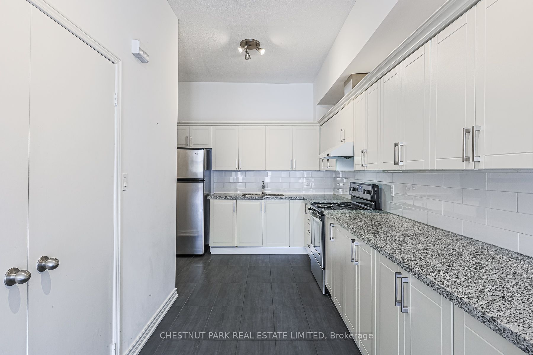 650A Queen Street W ##1