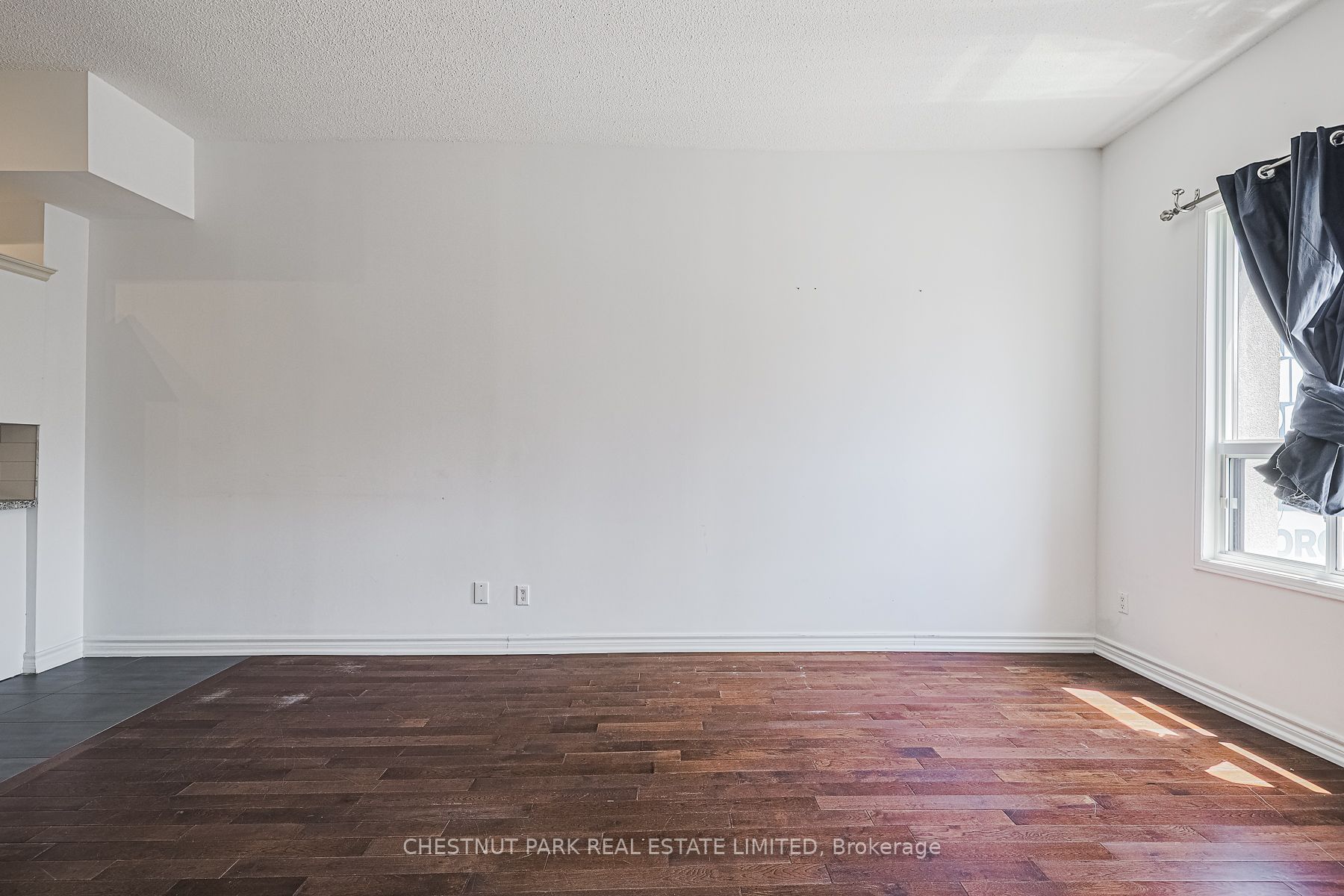 650A Queen Street W ##1