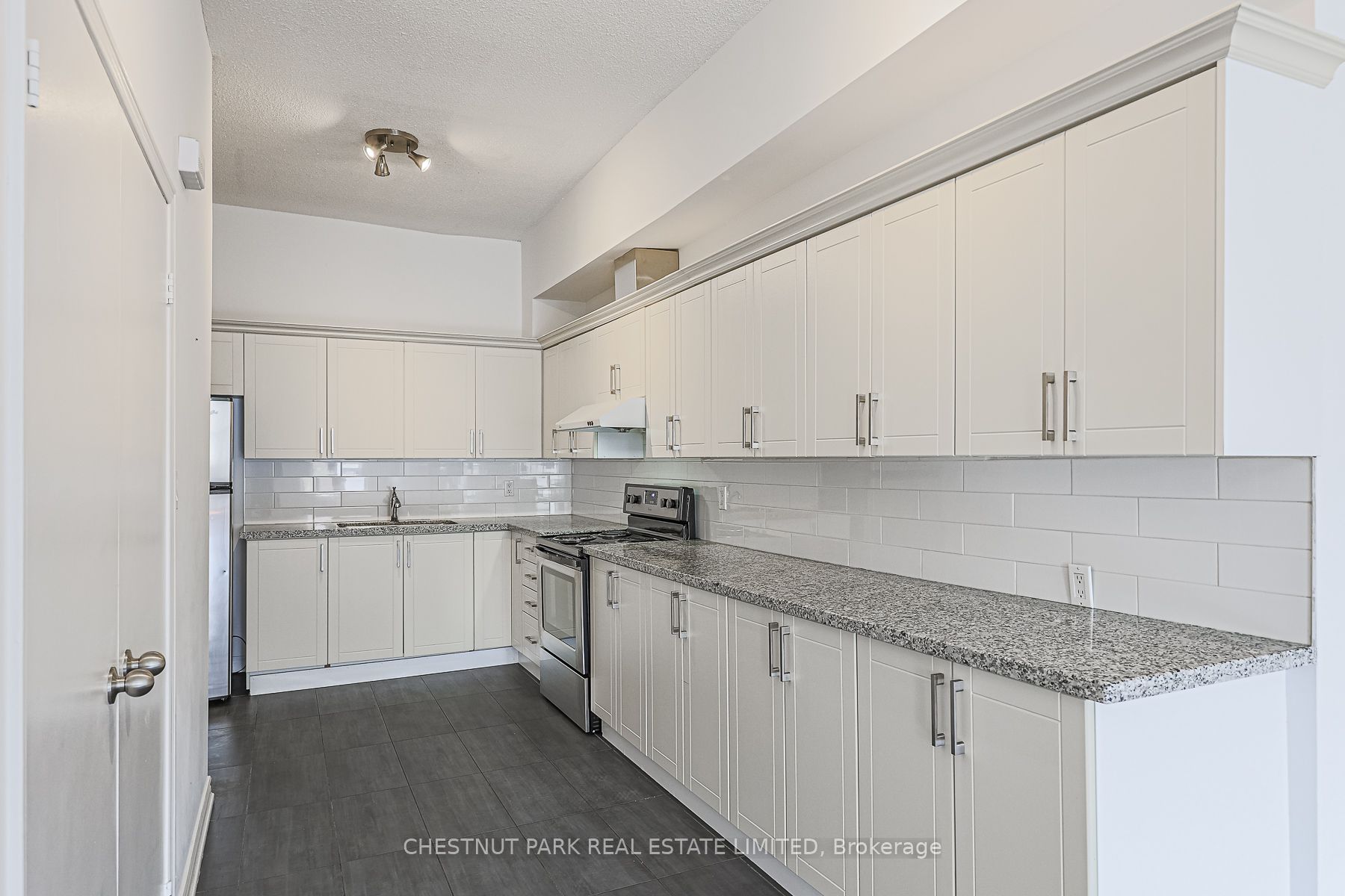 650A Queen Street W ##1
