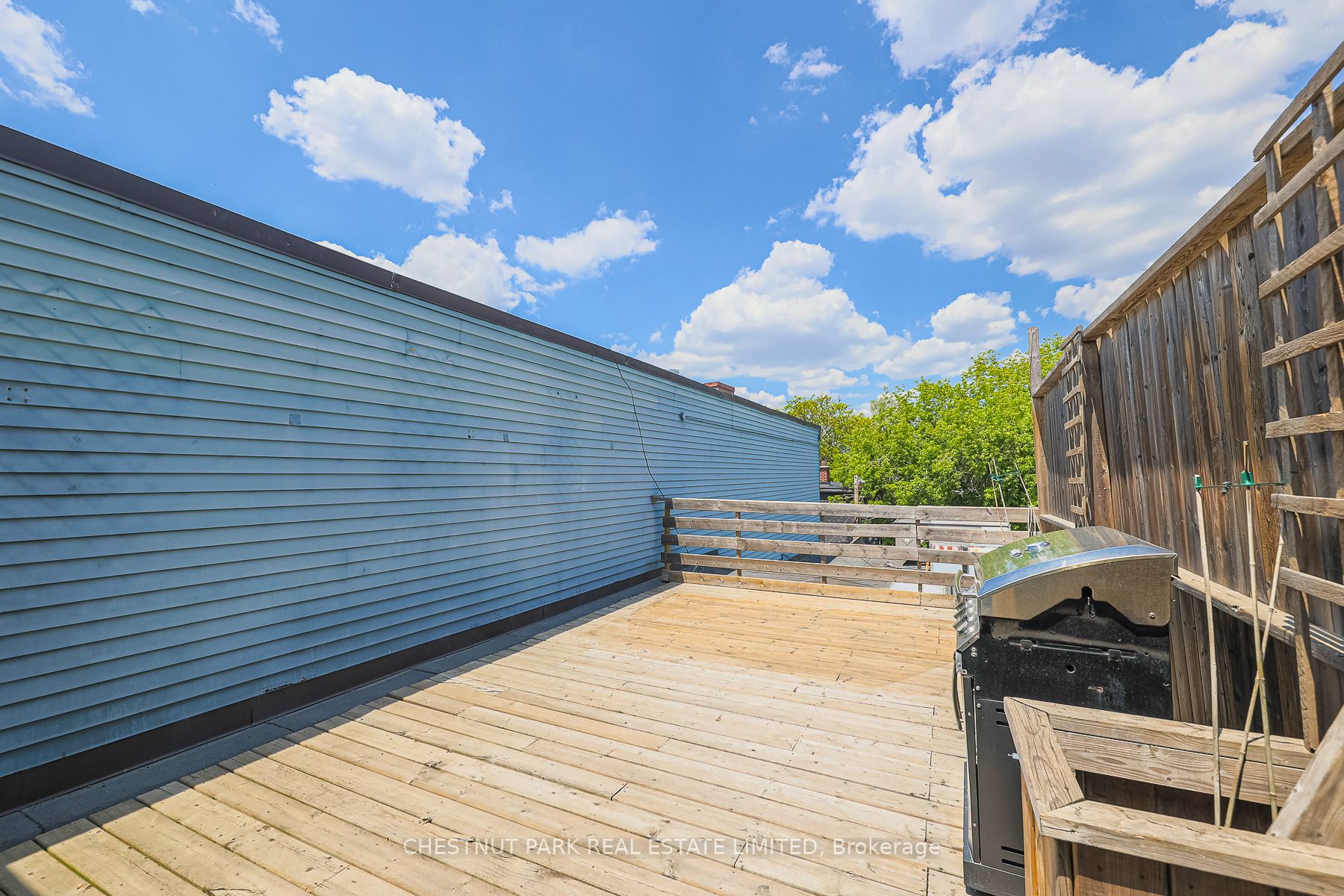 650A Queen Street W ##1