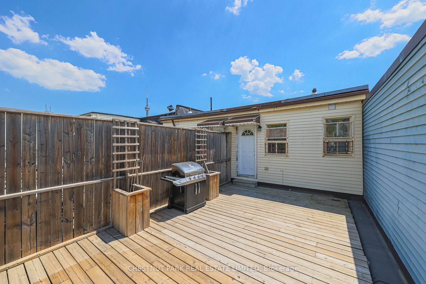 650A Queen Street W ##1
