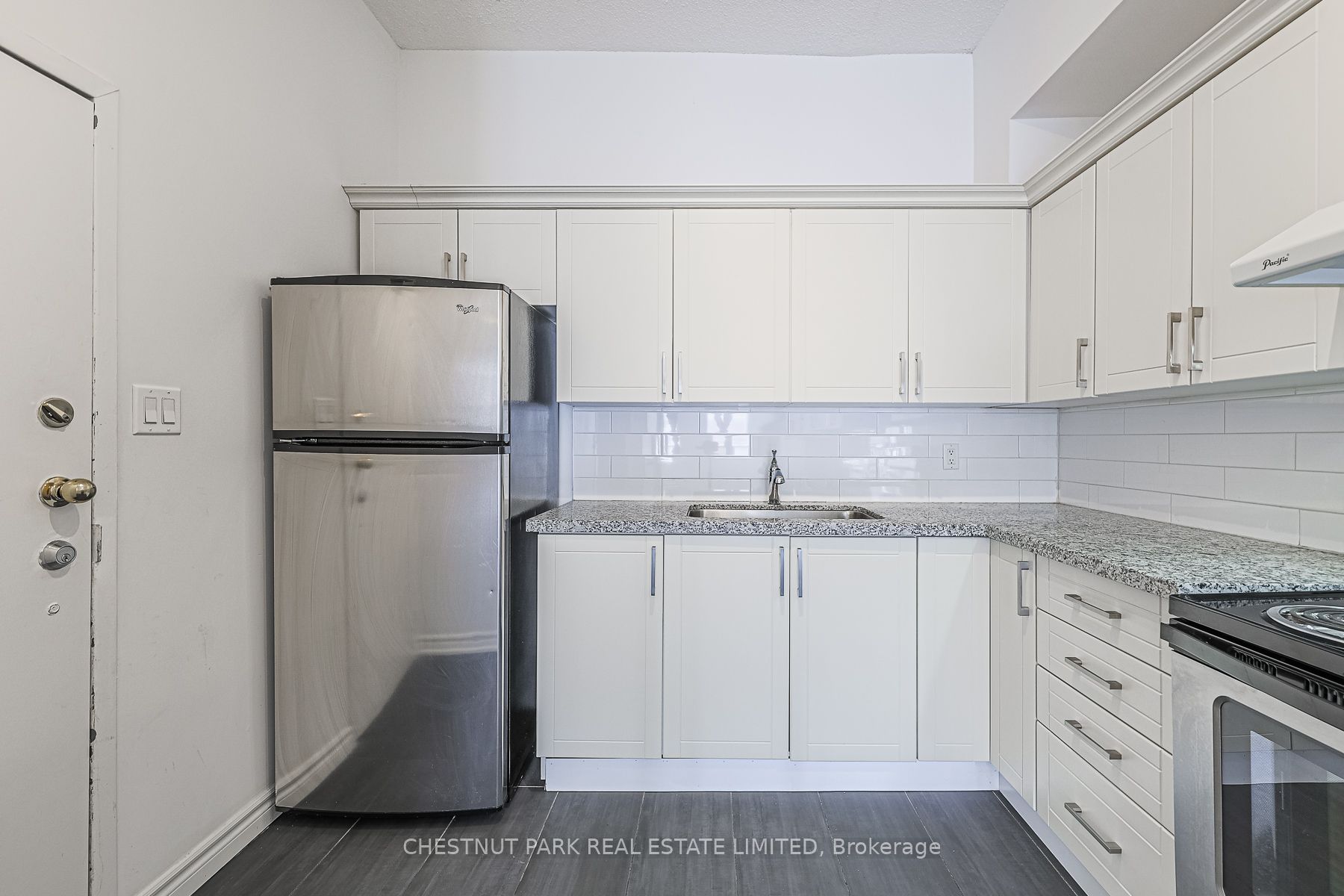 650A Queen Street W ##1