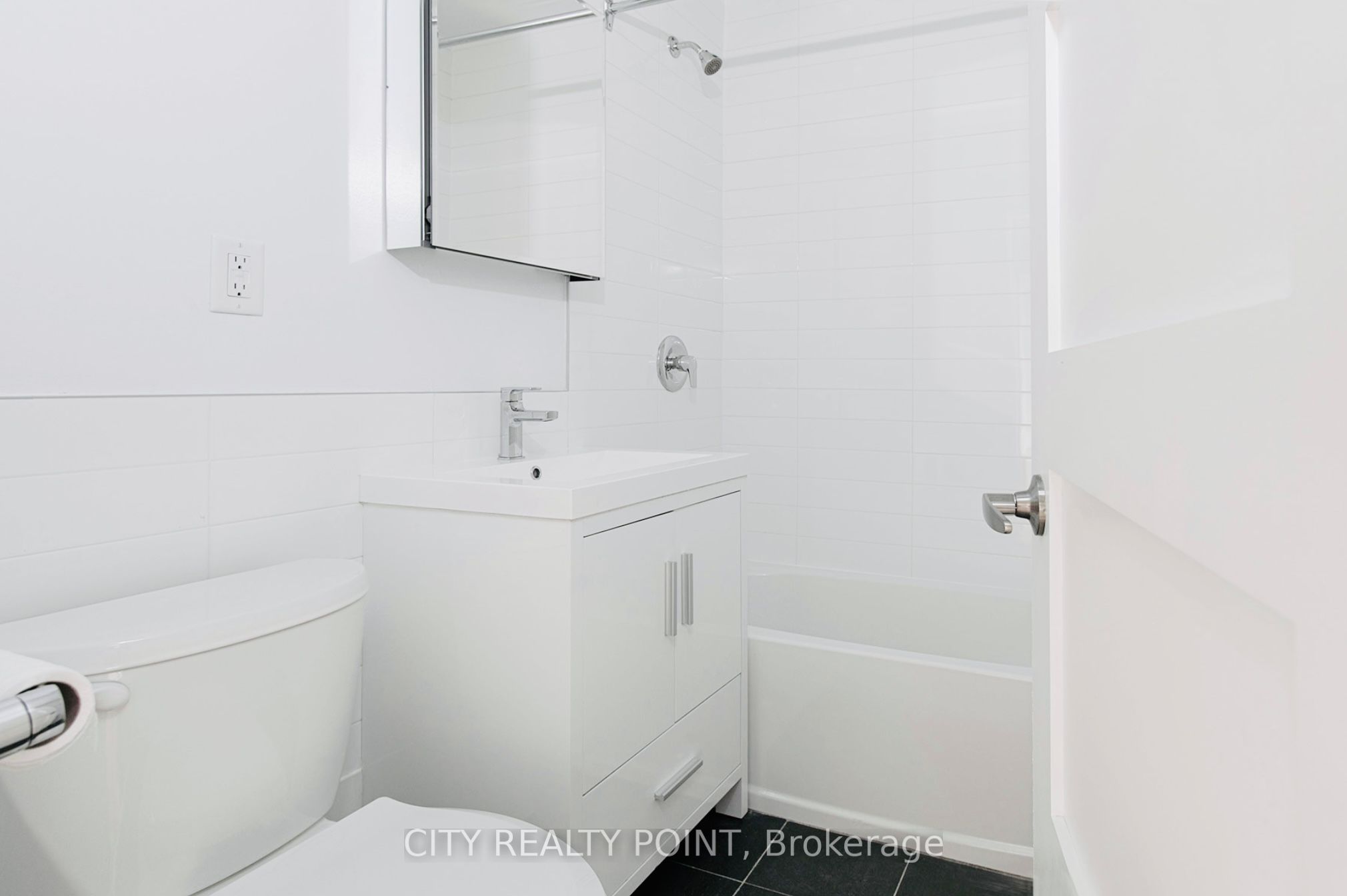 1545 Bathurst Street, #109