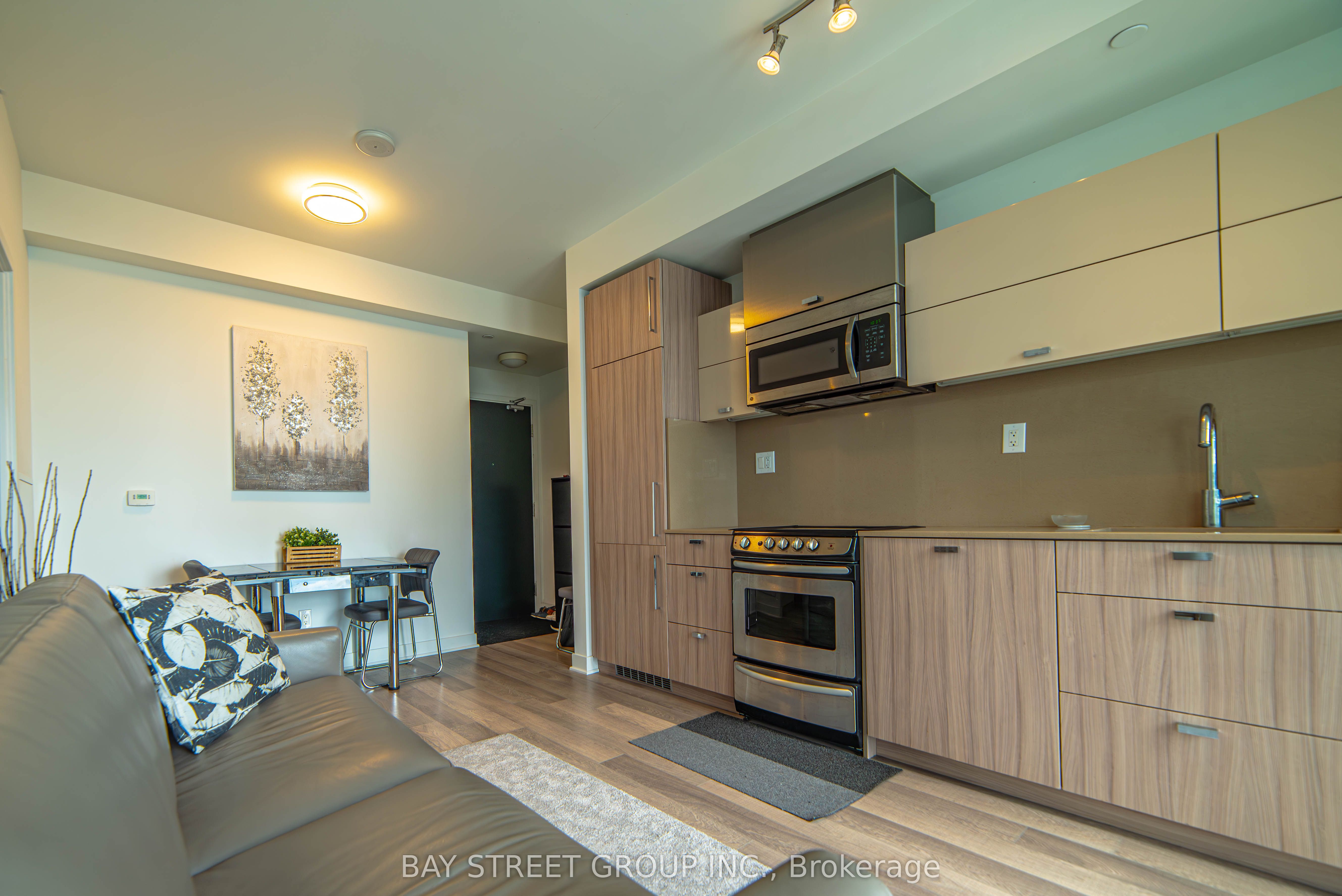 290 Adelaide Street W, #3112