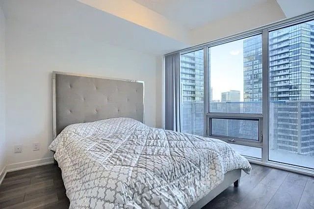 100 Harbour Street #4403