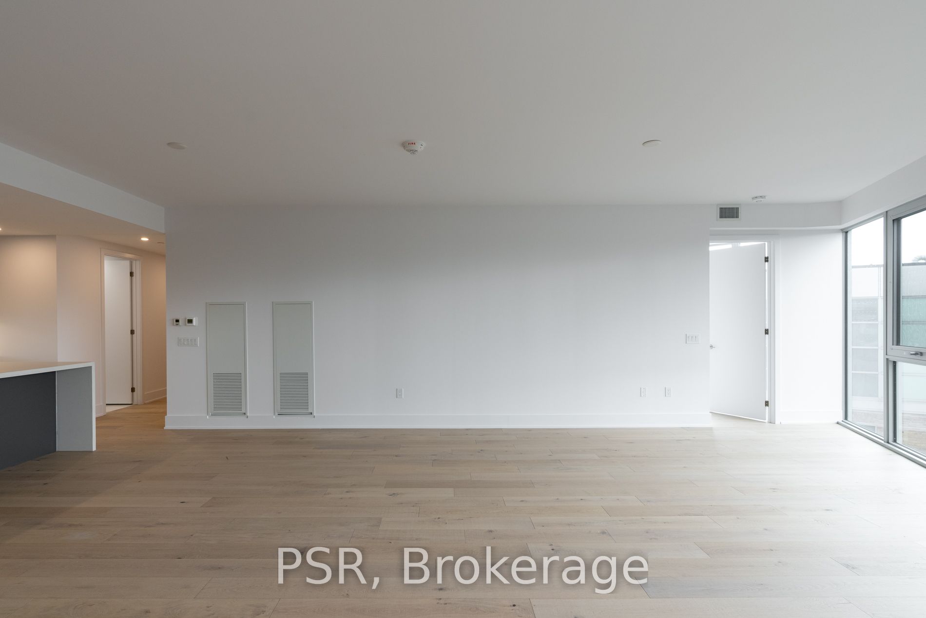 346 Davenport Road, #304