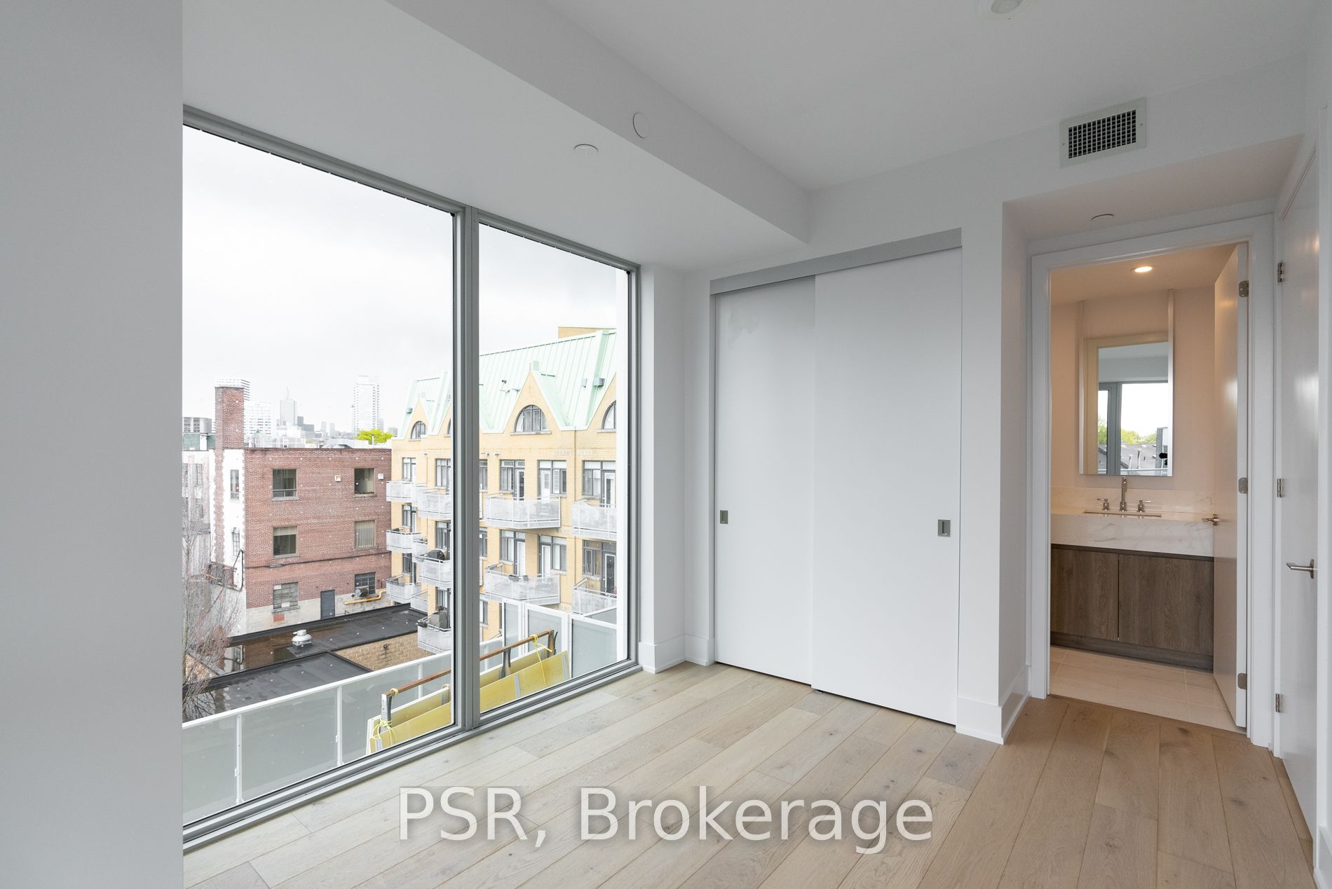 346 Davenport Road, #304