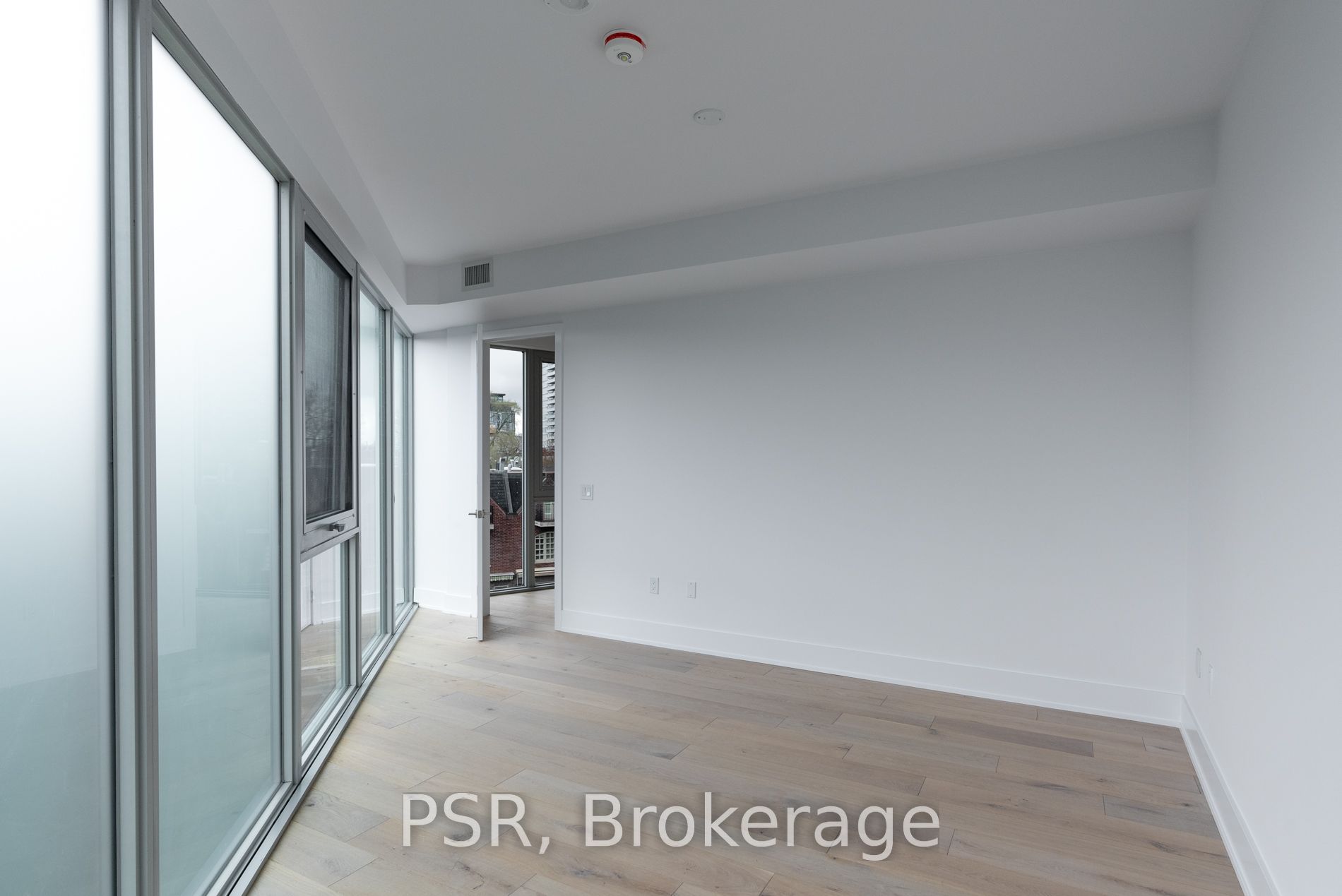 346 Davenport Road, #304