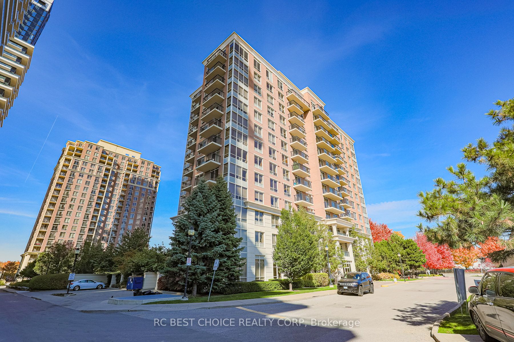 1103 Leslie Street, #504