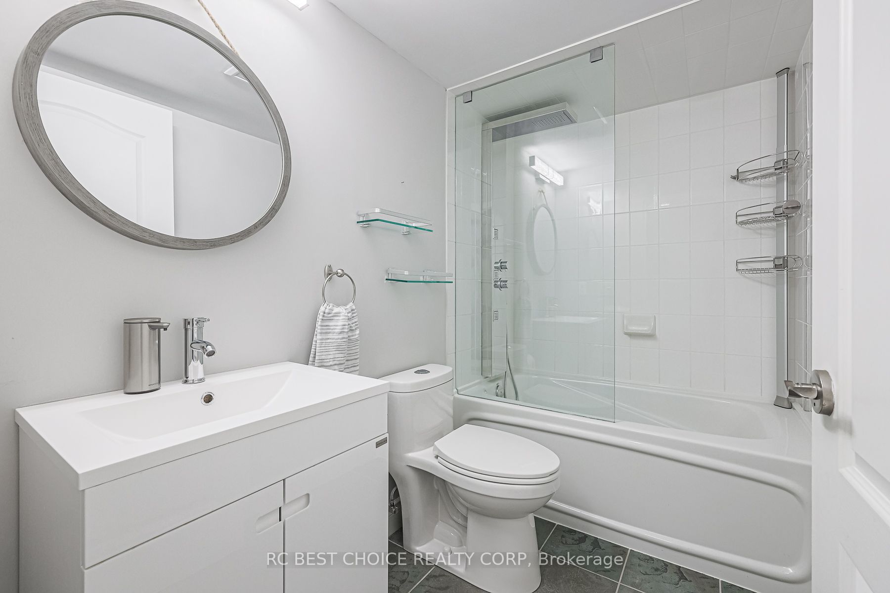 1103 Leslie Street, #504